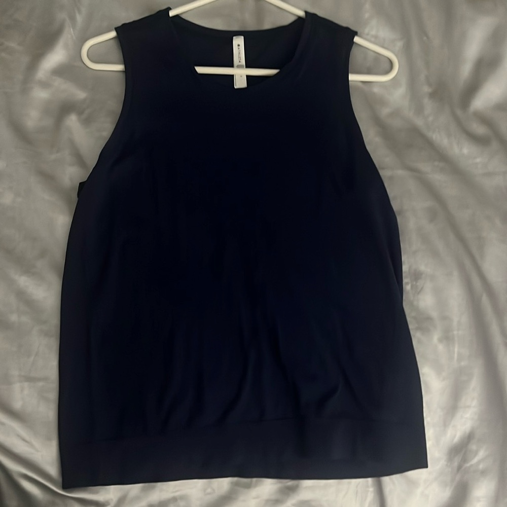 Women’s M navy blue Athleta workout tank top